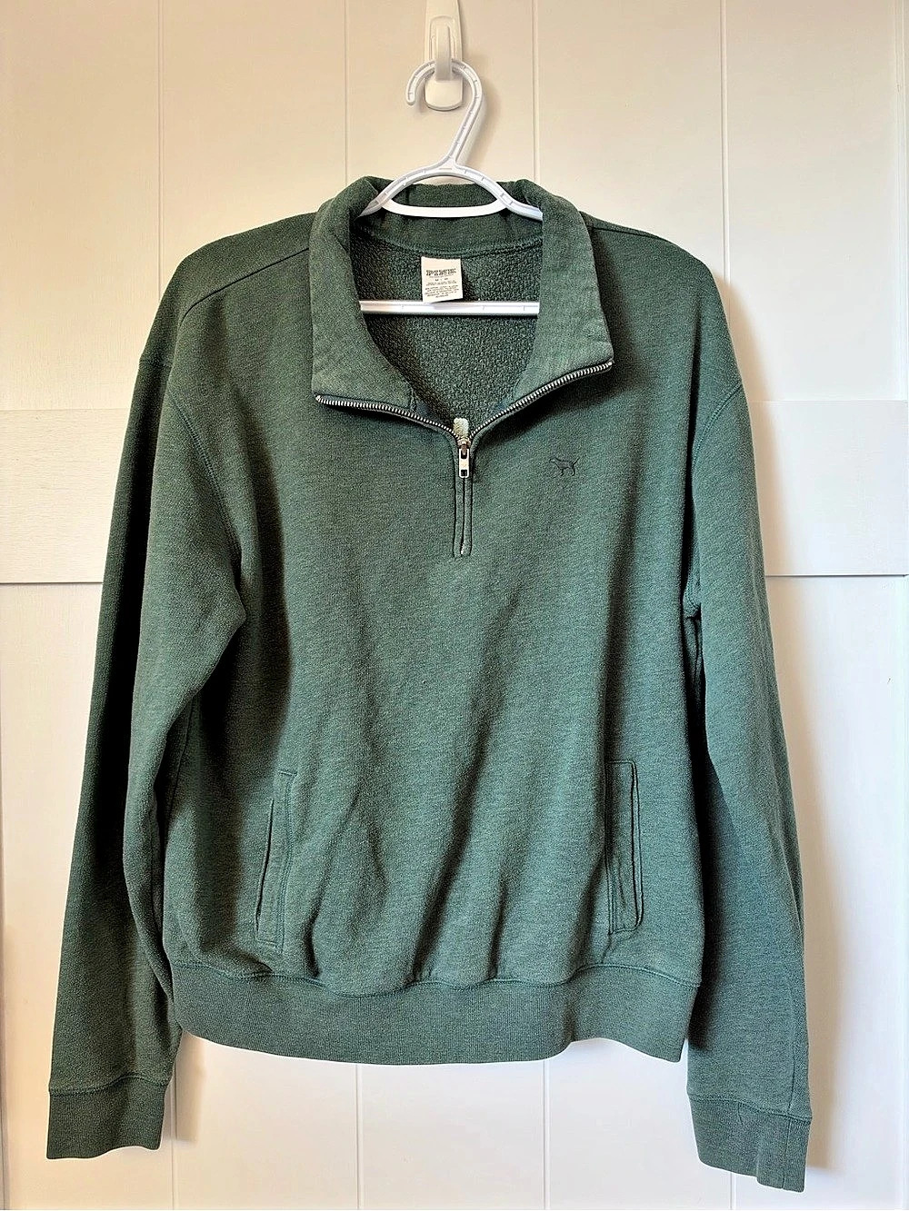 Victoria's Secret PINK Half-Zip Sweatshirt in Green Size Medium